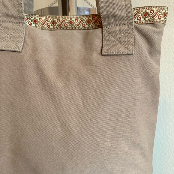 Bass & Co Twill Tote Bag - Picture 7 of 8